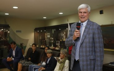 Волейболната легенда Димитър Златанов представи книгата 