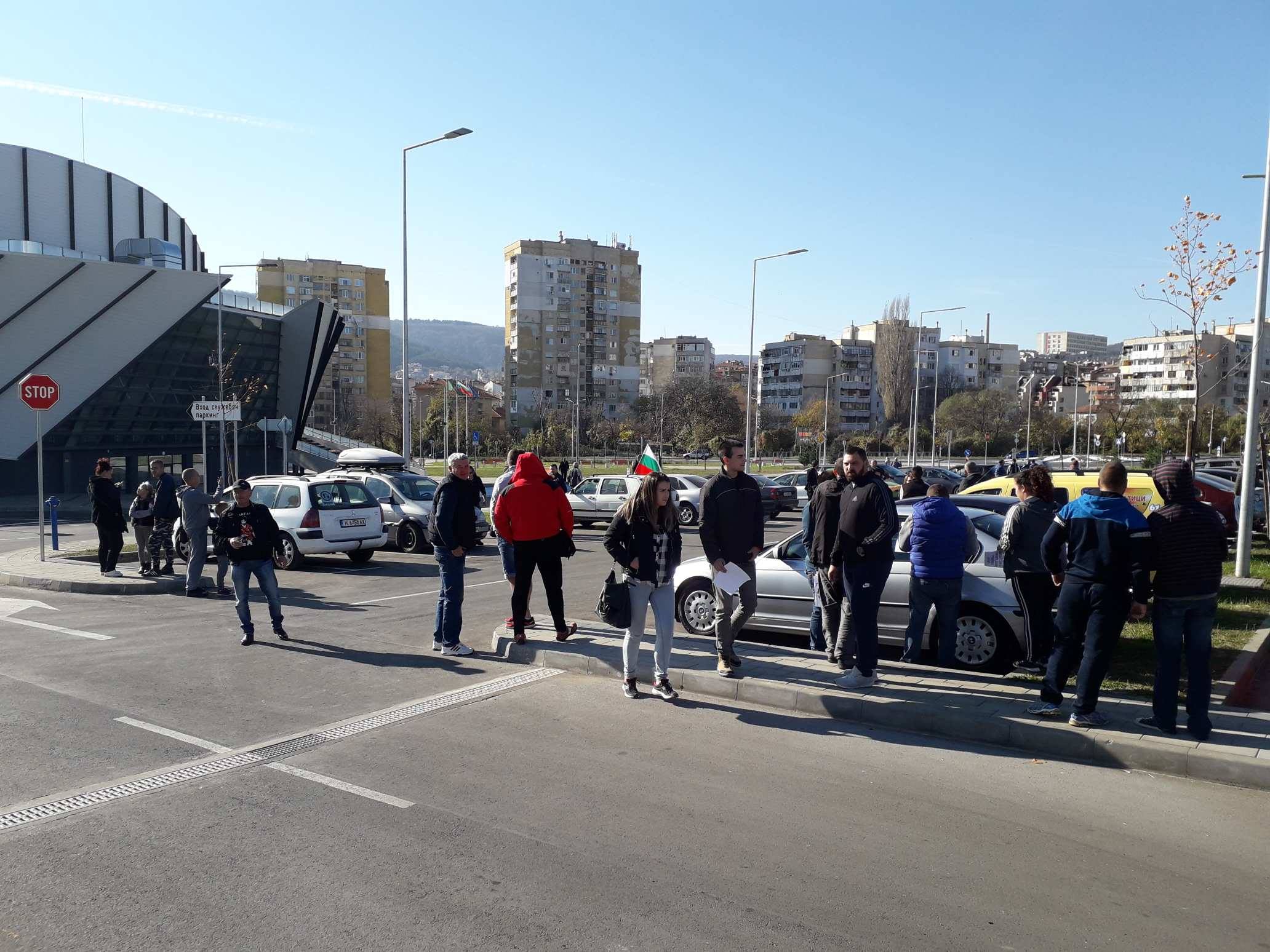 Пешеходен протест срещу горивата в Шумен