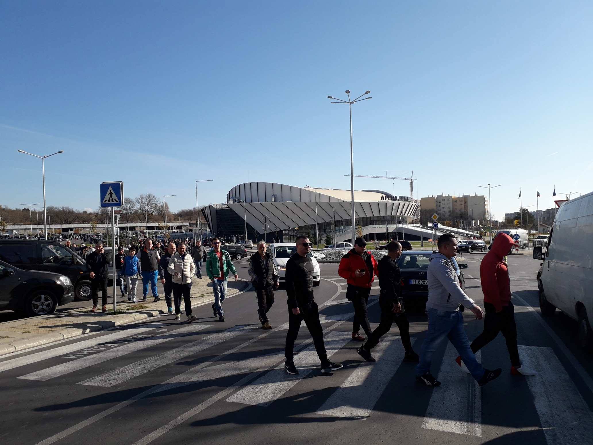 Пешеходен протест срещу горивата в Шумен