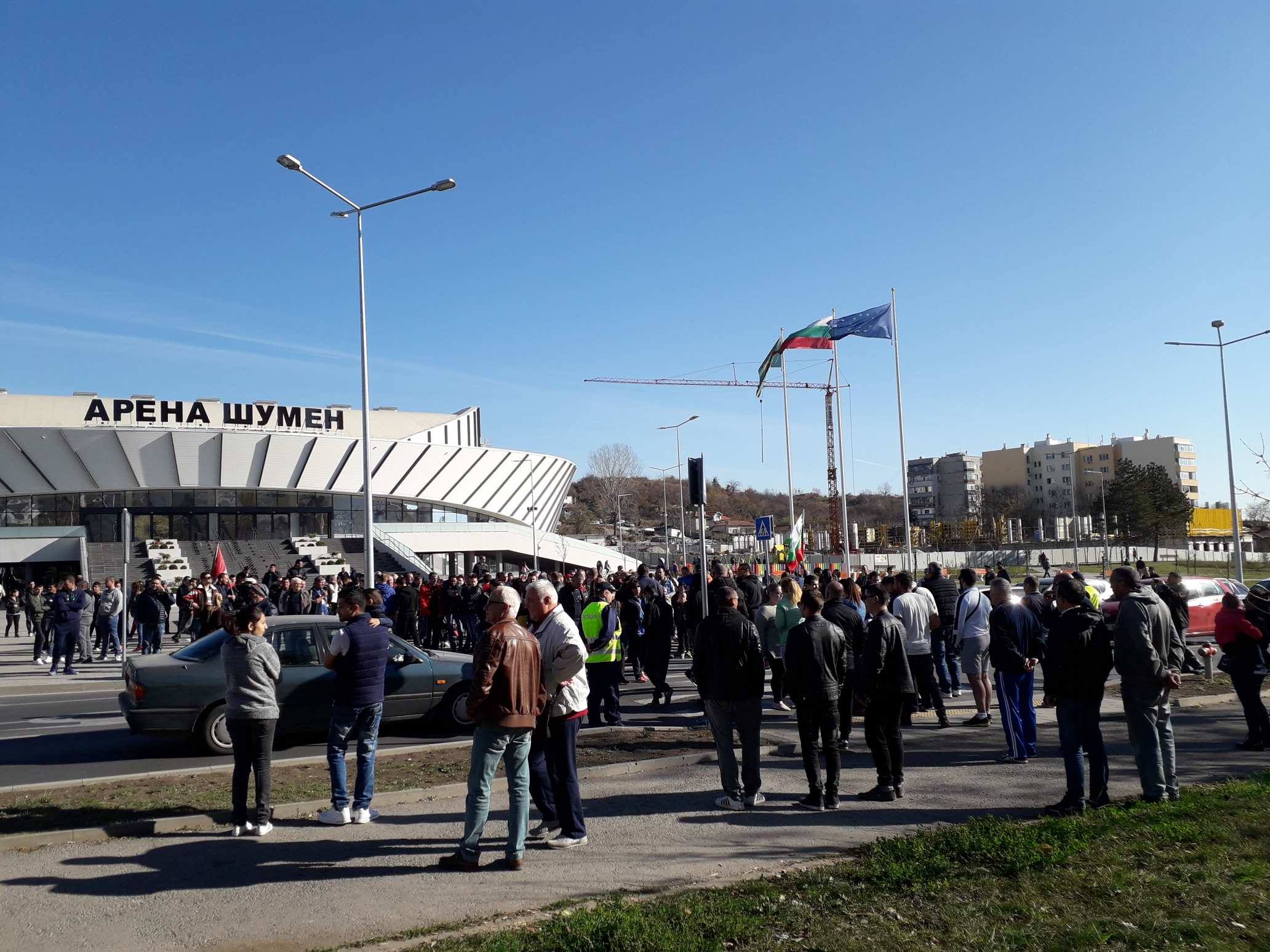 Шуменци на протест срещу горивата