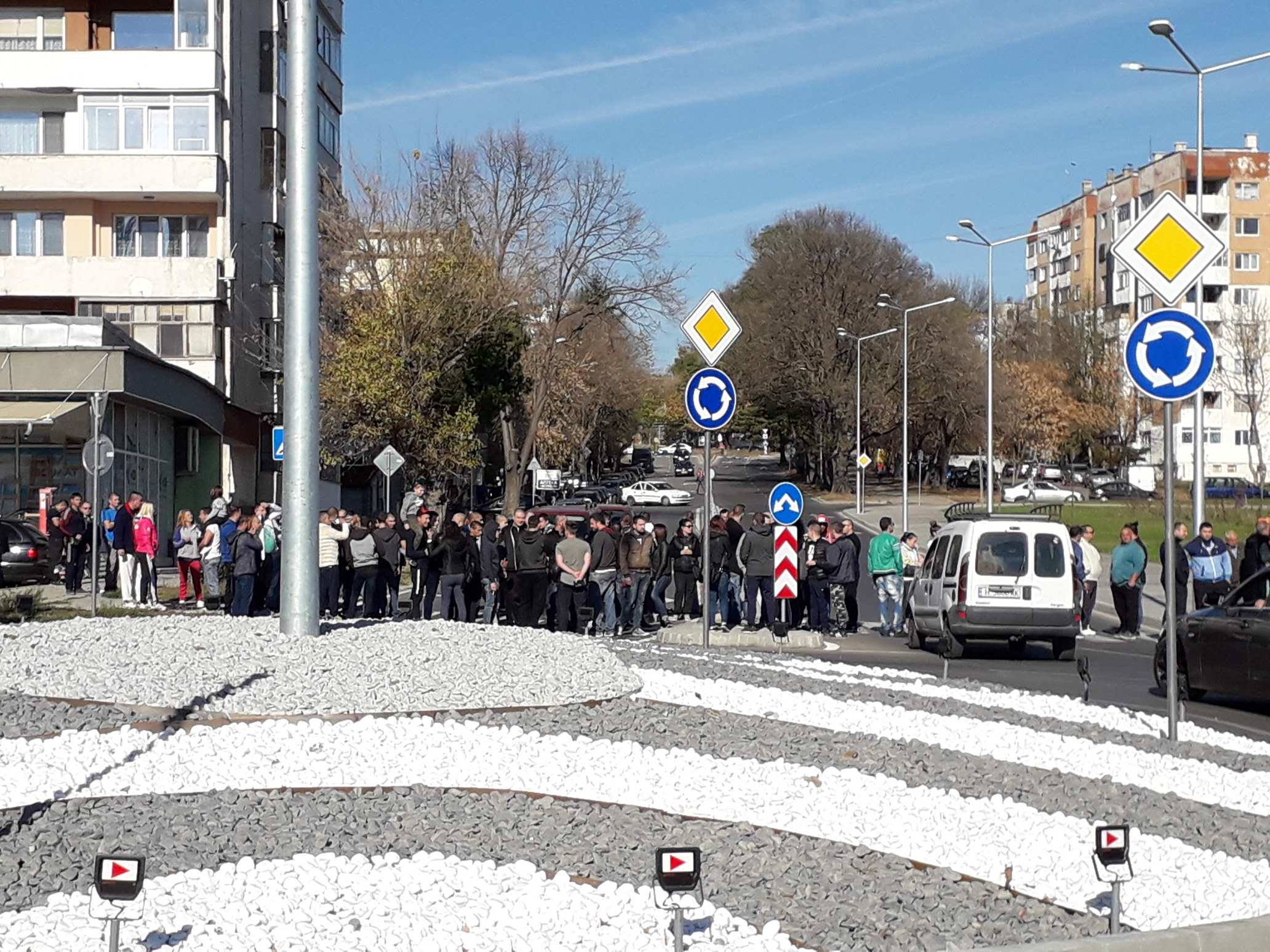 Пешеходен протест срещу горивата в Шумен