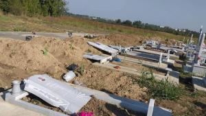 Добрич турски гробища вандали