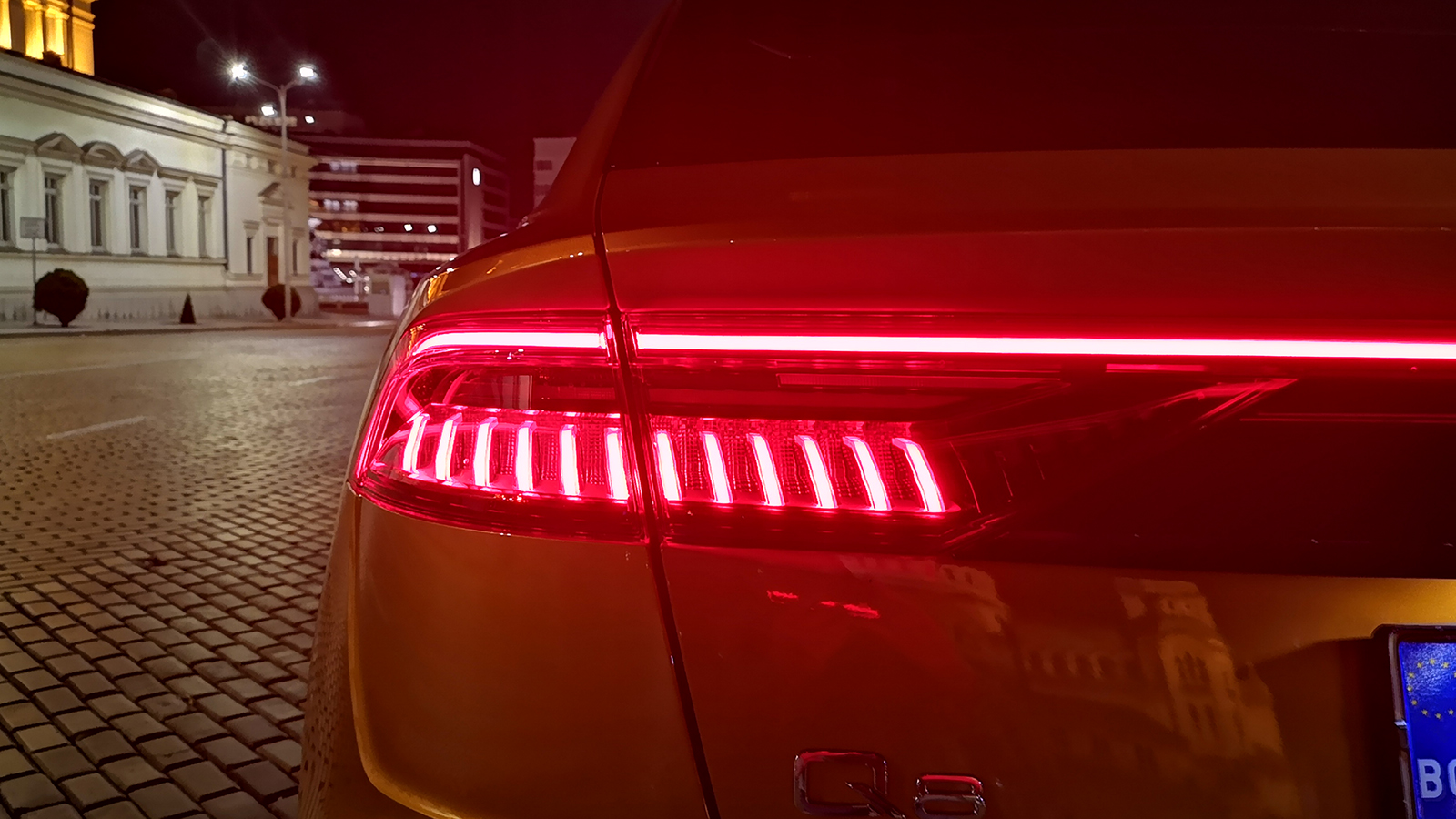 Audi Q8 галерия ?>