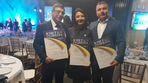 Каварна Нина Ставрева отличие