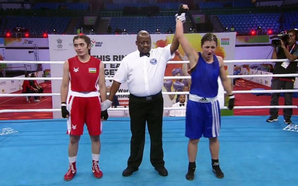 Трета победа за българките на Световното по бокс в Индия