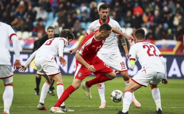 Футболната асоциация на Сърбия взе решение да освободи от поста