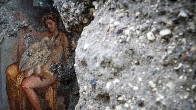 Откриха фреска с еротична сцена в спалня в древен Помпей (СНИМКИ)