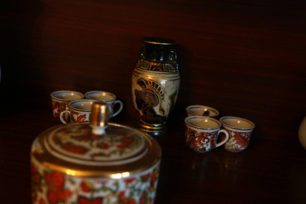  Бай Стойчо желае да вижда единствено положително в света. 