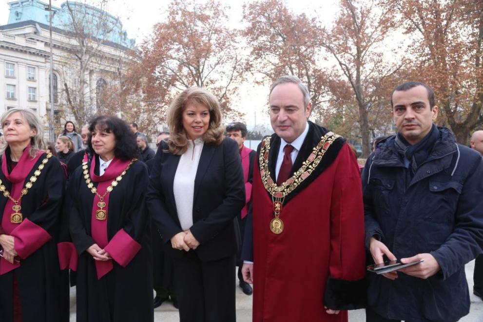 каза вицепрезидентът Илияна Йотова, която участва в тържество за патронния празник на Софийския университет "Св. Климент Охридски"