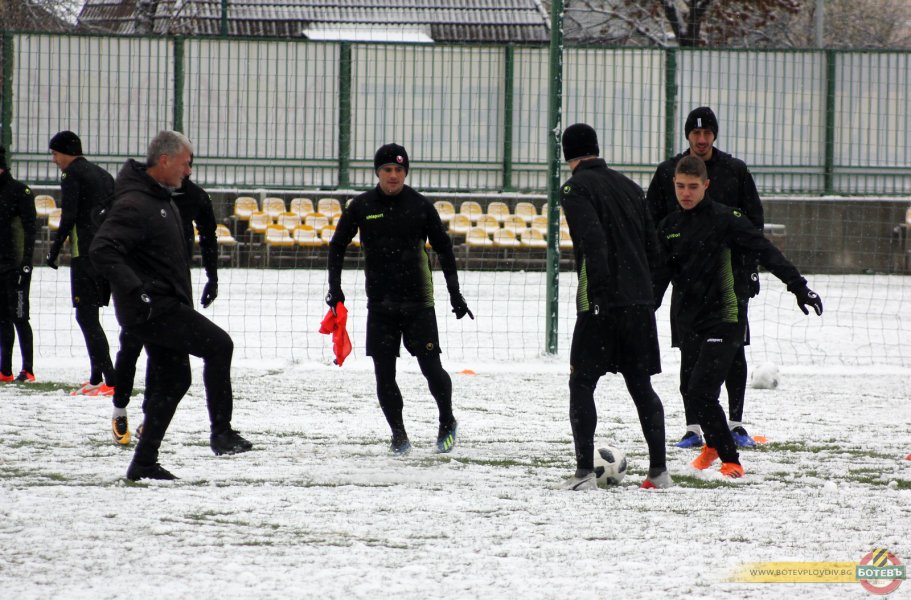 Снежна тренировка за Ботев Пловдив1