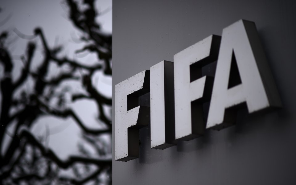 ФИФА заделя 16 милиона долара за ощетени от клубовете си играчи