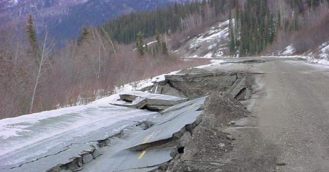 Земетресението с магнитуд 7,0, което разтърси Аляска, нанесе сериозни щети  - Новини 24/7