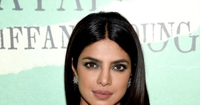 Актрисата Приянка Чопра и певецът Ник Джонас сключиха брак с