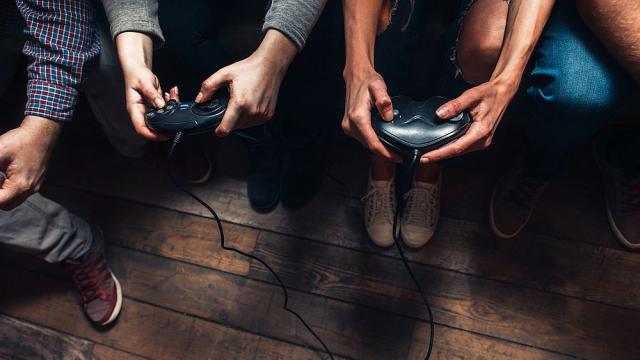 Любимите ретро конзоли и игри от миналото (ВИДЕО)