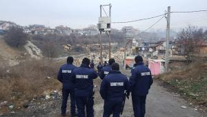 Багери събориха 19 незаконни къщи в Максуда