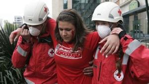 доброволци помощ
