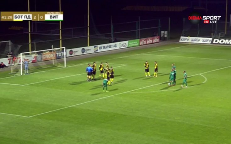 Червен картон за Пиргов, имаше ли го?