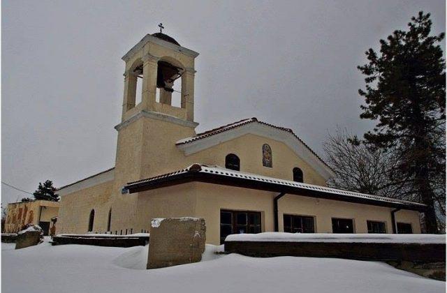 Храм „Св. вмчк Георги“ в Каварна спечели почетното трето място в класацията за Третите Годишни награди на Министерството на туризма