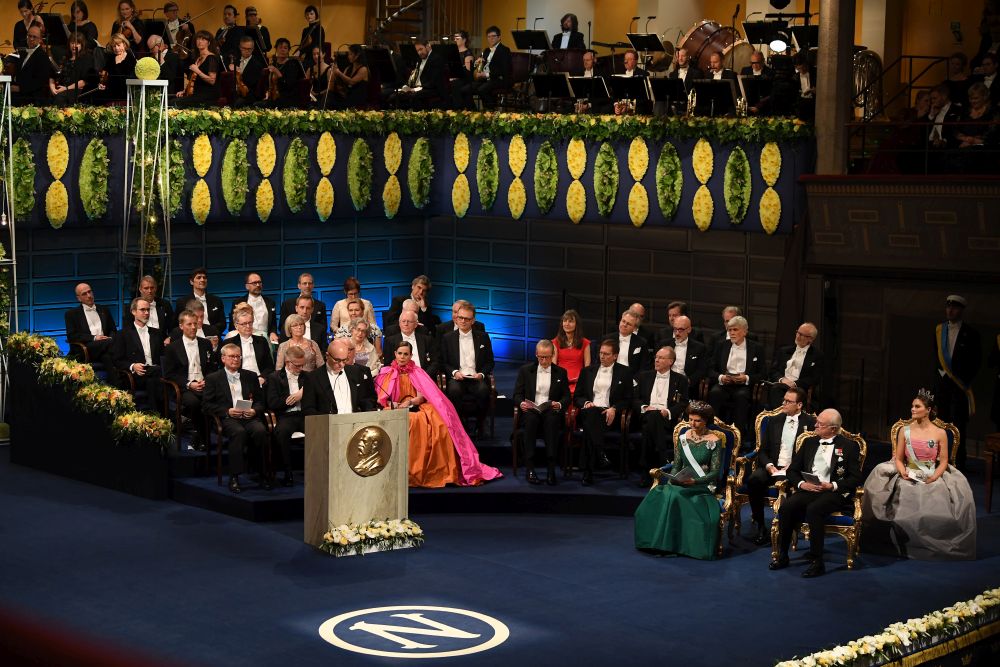 Церемонията по връчване на Нобеловите награди за медицина, физика, химия и икономика 