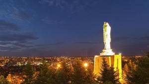 Монумент Света Богородица