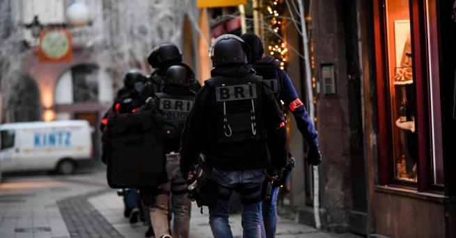 Нападателят от Коледния базар в Страсбург назован тази нощ от