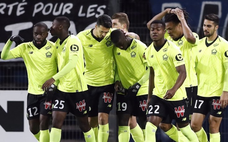 Лил пречупи Ним с 10 души на терена, втори е