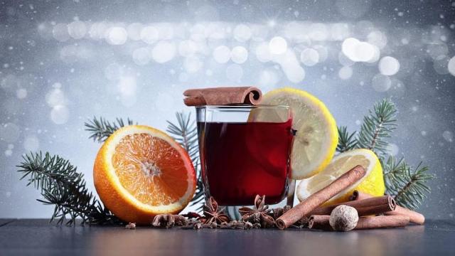 Най-вкусните и ароматни коледни напитки, на които може да се насладите в столицата (ВИДЕО)