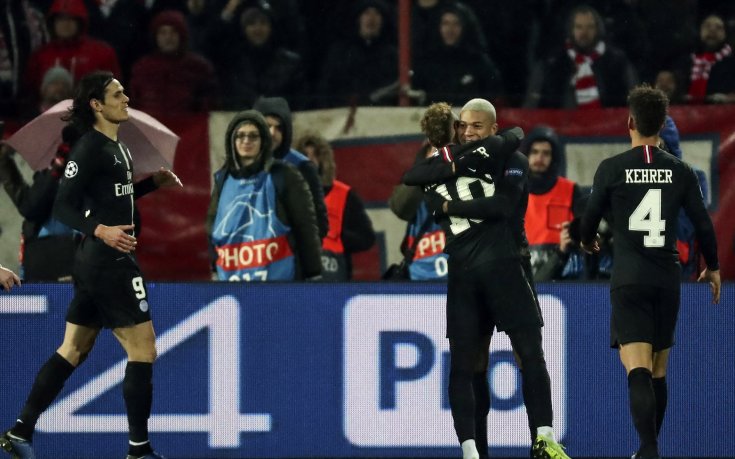 Неймар подрани с честитките за ЧРД към Мбапе