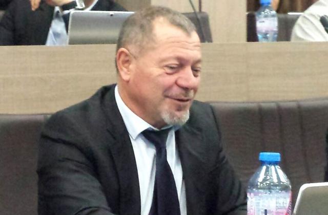 Пеньо Мечков ще заеме реално председателското място от началото на следващата година.