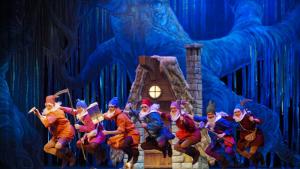 опера деца Коледа