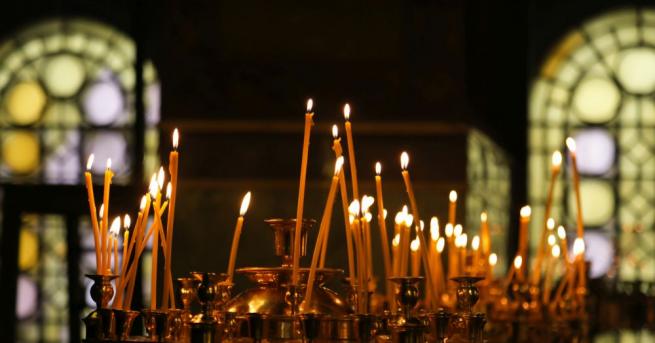 На 27 декември православната църква почита паметта на Свети Стефан