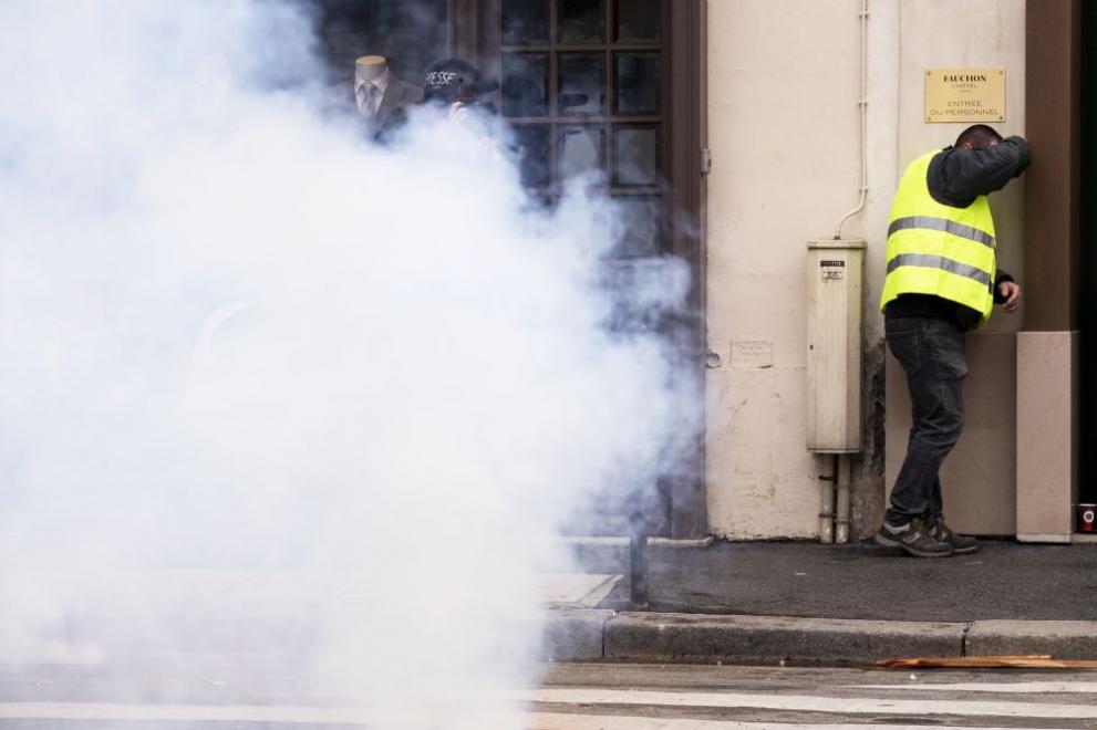  Над 60 арестувани в Париж при следващия митинг на жълтите жилетки 