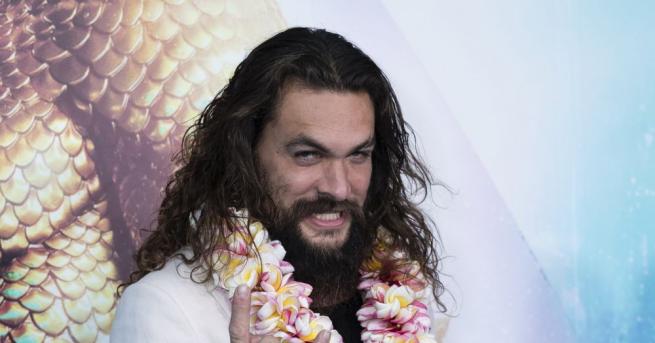 Създаденият по комиксите на DC Comics и загатнат в два