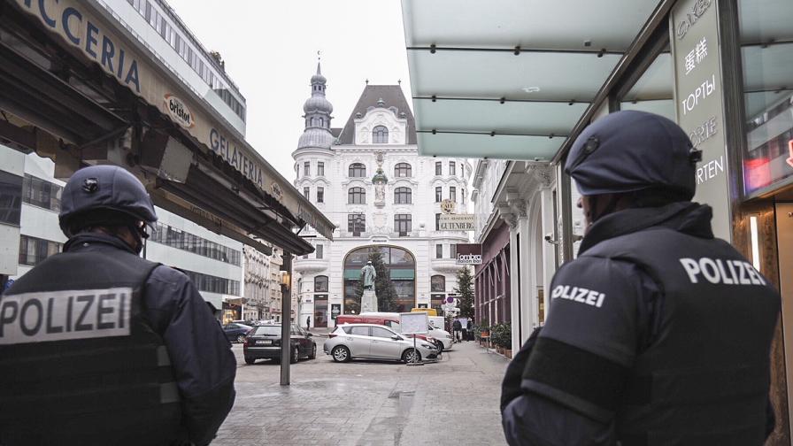Петима монаси са ранени при обир на църква във Виена