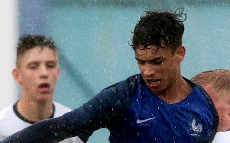 Тотнъм и Манчестър Сити вадят милиони за 17-годишен французин