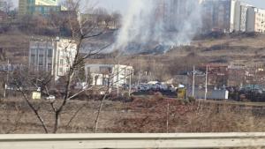 Сухи треви горяха край Благоевград