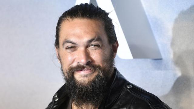  Джейсън Момоа е катастрофирал в Ел Ей (ВИДЕО)