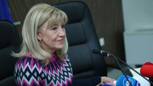 Министър Петя Аврамова