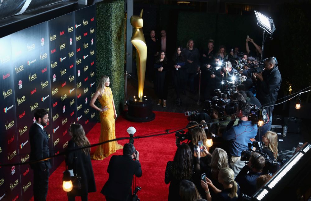 Емили Блънт: Очарование в жълто