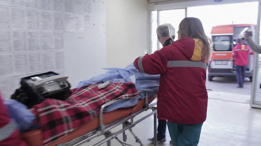 Освен спешните случаи често има и агресивни пациенти.