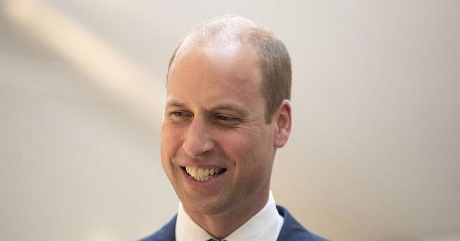 Принц Уилям има интересен белег в лявата част на челото