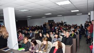 Обществено обсъждане