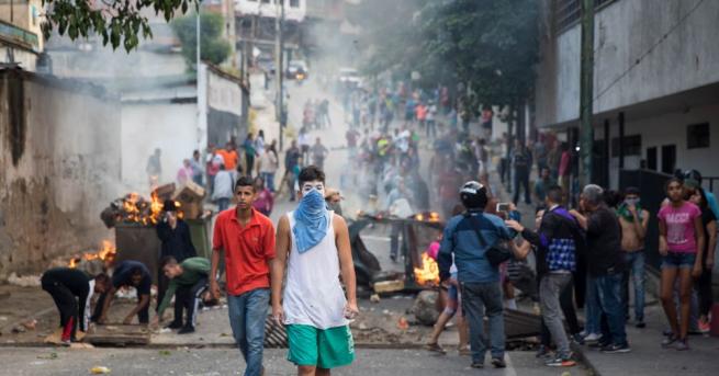 Броят на жертвите при протестите във Венецуела е нараснал до