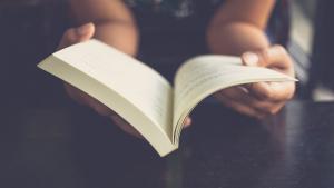 книга чете