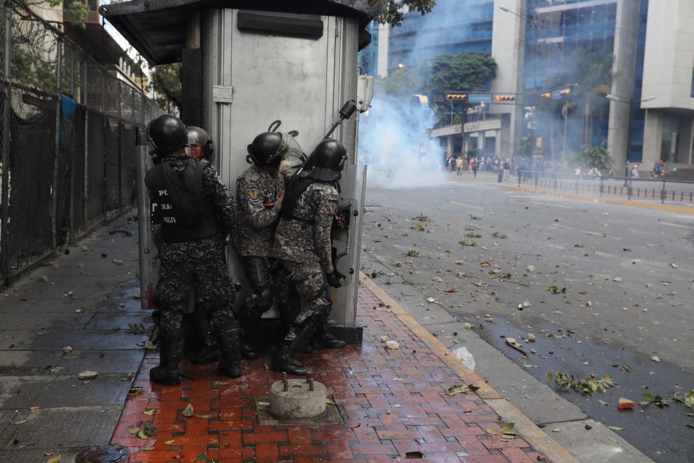 Кризата във Венецуела се задълбочава