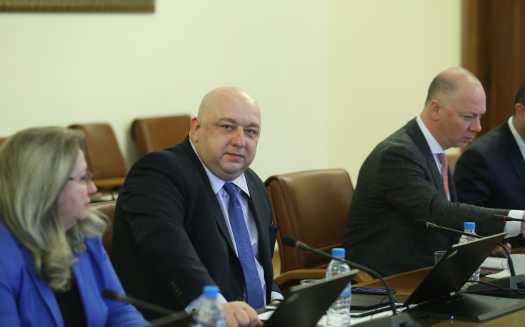 Кралев: Преговаряме за домакинството на олимпийската квалификация по волейбол