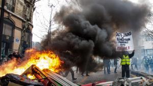 жълти жилетки Париж протест