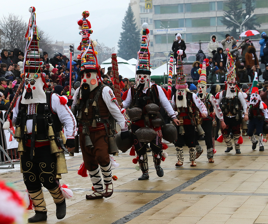 "Сурва" в Перник 2019