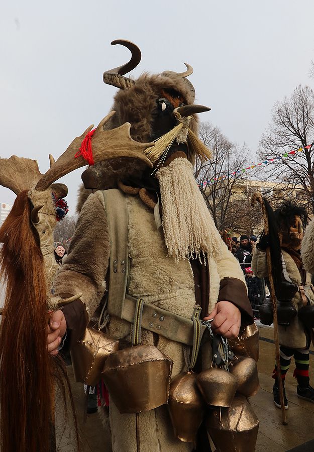 "Сурва" в Перник 2019