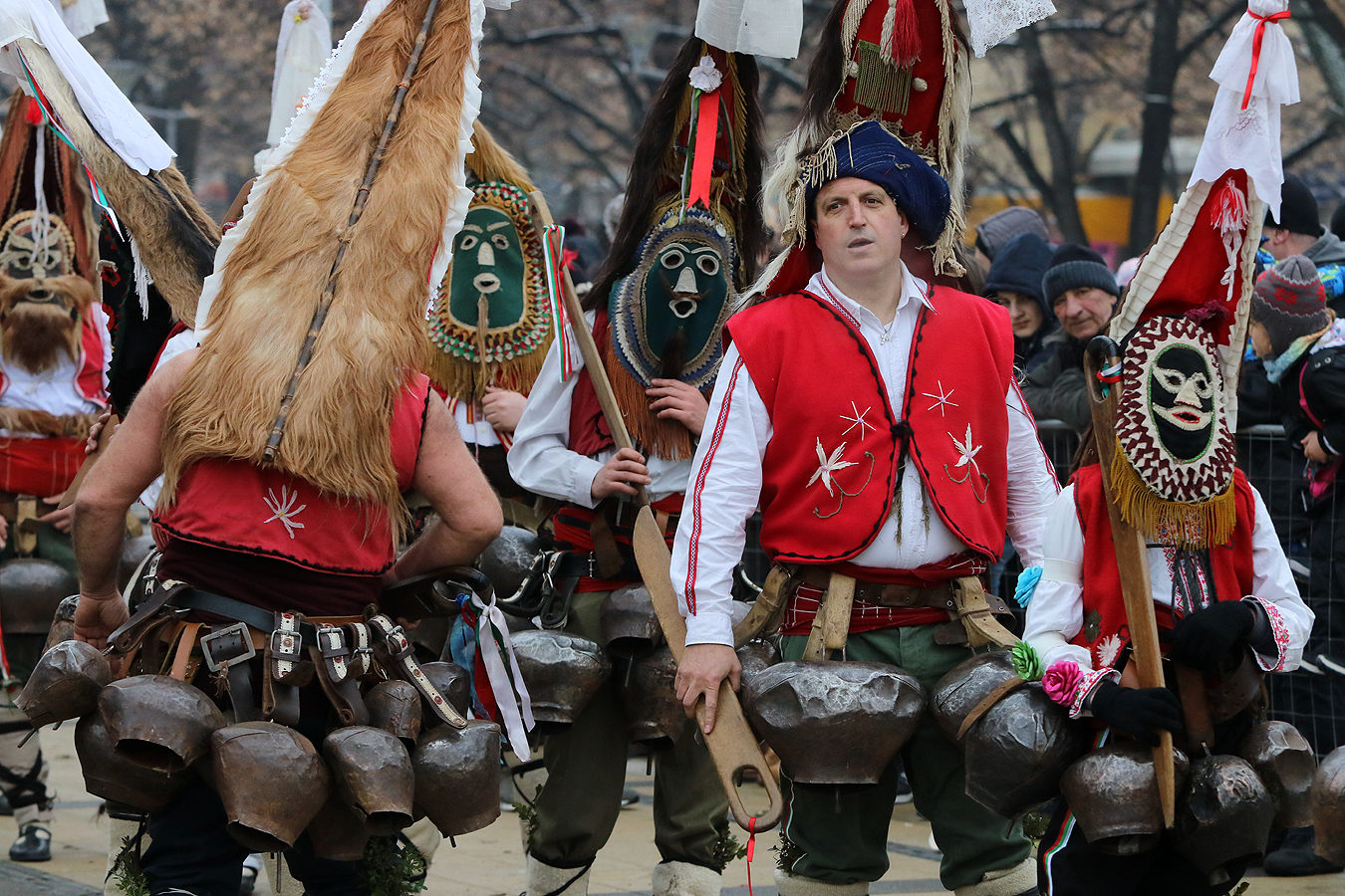 "Сурва" в Перник